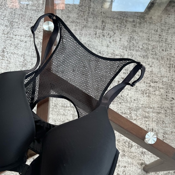 Victoria's Secret Sz US32 DD T-Shirt Lightly Lined Demi Bra Adjustable straps - Picture 6 of 9